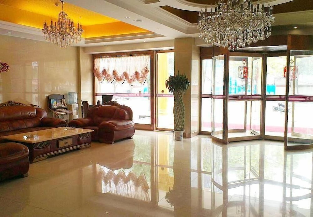 Kunlun Leju Business Hotel — hotel in Nanyang