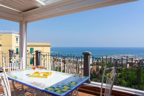 Suite Aphrodite Exclusive Flat — 4-Star Luxury Hotel in Salerno, Italy