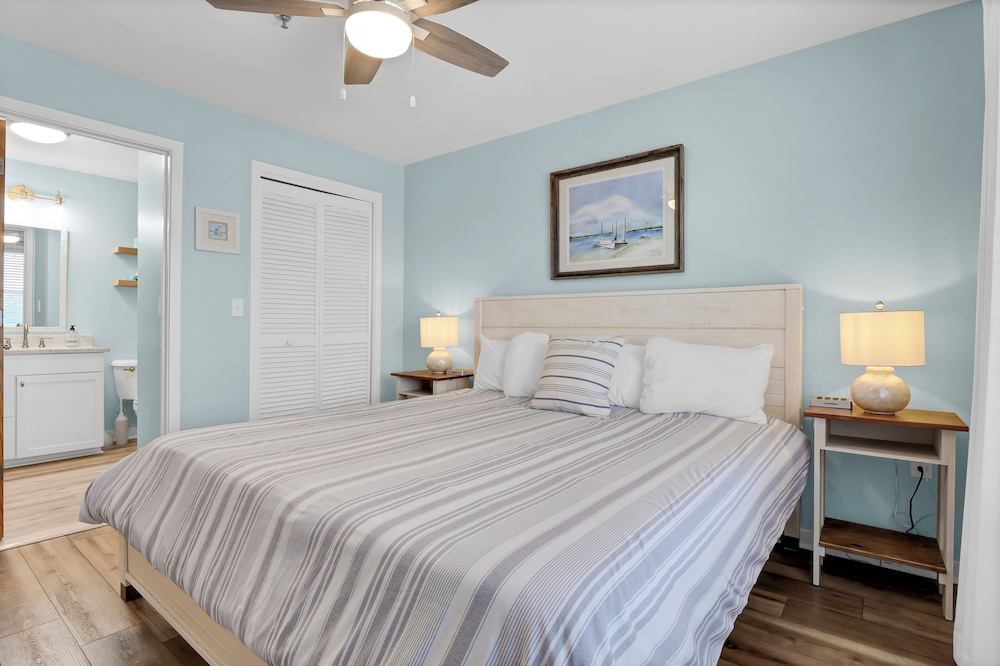 Sandpeddler Inn & Suites - photo 14