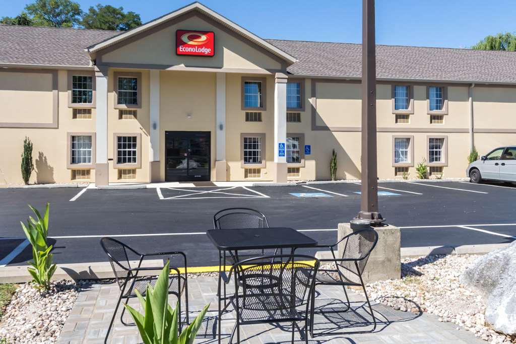 Econo Lodge Harrisburg Southwest of Hershey Area in Harrisburg, United States