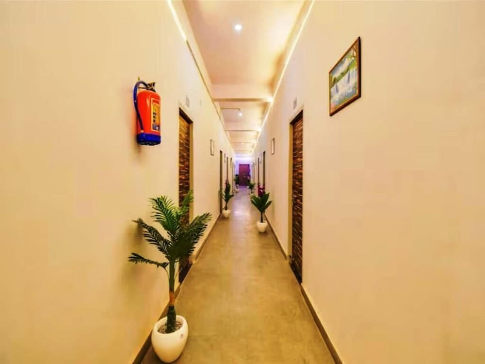 Syrus Hotel - carbon neutral hotel in Mathura