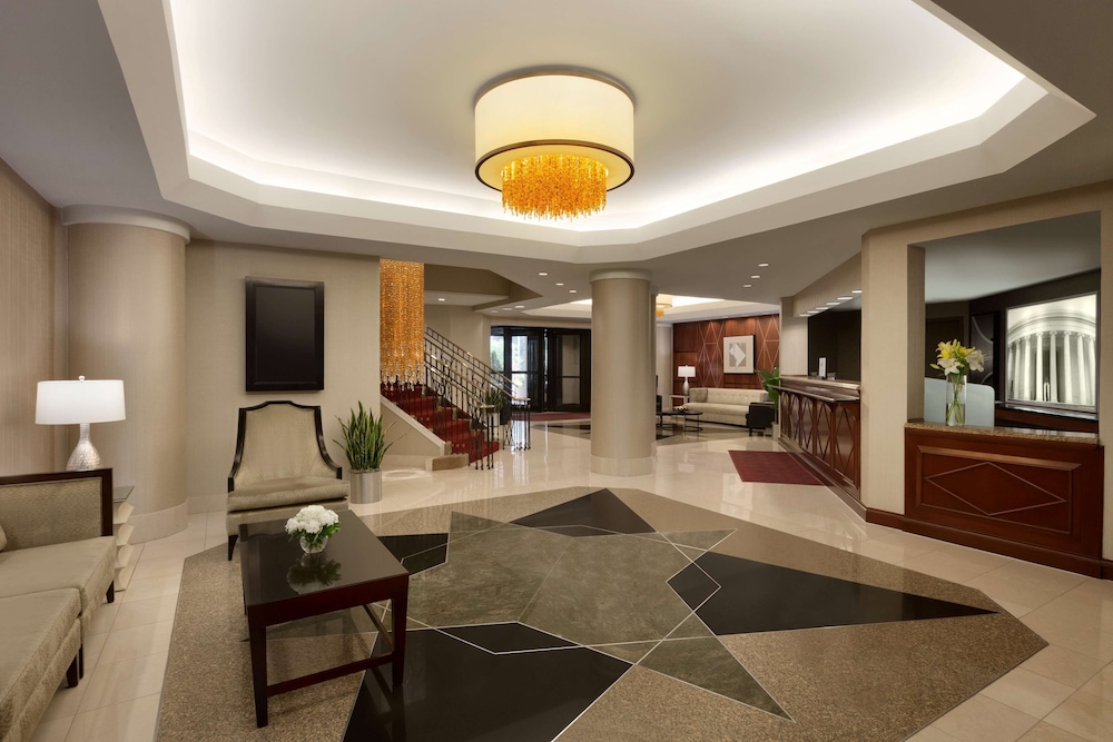 Hilton Arlington - photo 6