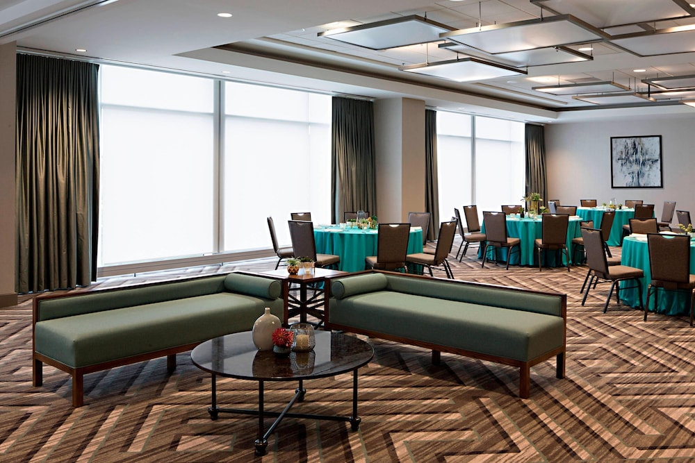 Omaha Marriott Downtown at the Capitol District - photo 89