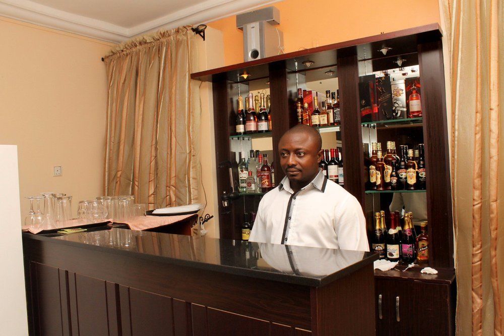 Reston Hotels — Lagos — photo 2