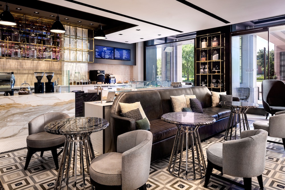 Four Seasons Hotel Los Angeles at Westlake Village - photo 92