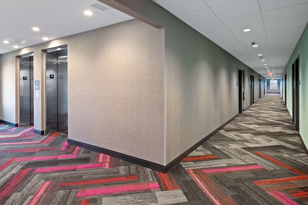 TRU BY Hilton Sharonville - photo 4