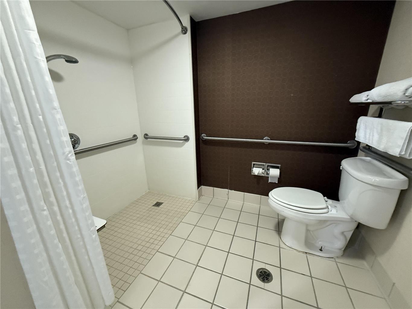 The Peoria Hotel SureStay Collection by Best Western - photo 14