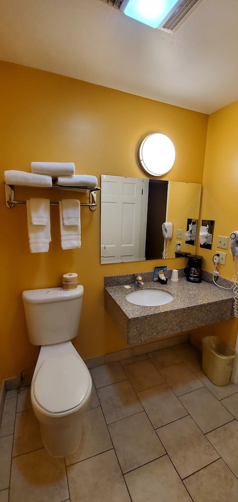 Olympic View Inn - photo 29