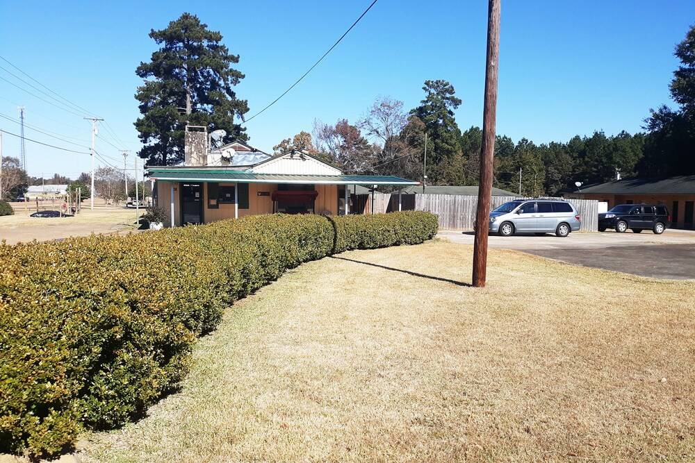 OYO Hotel Brookhaven MS Hwy 51 North - photo 20
