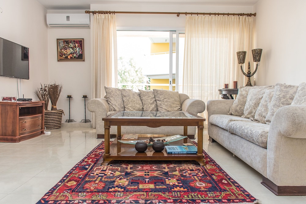 Koula’s Apartment