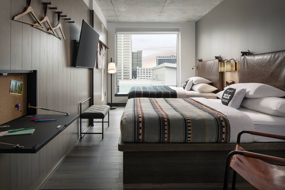 Moxy Louisville Downtown - photo 13