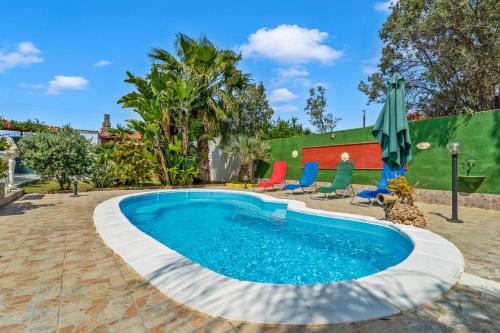 Villa Angela — 4-Star Luxury Hotel in Quartu Sant'elena, Italy