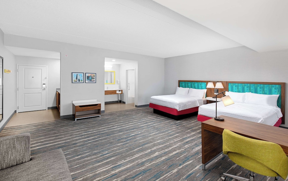 Hampton Inn Pikeville - photo 7
