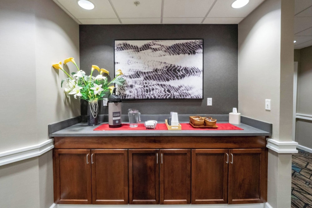 Residence Inn by Marriott Hazleton - photo 44