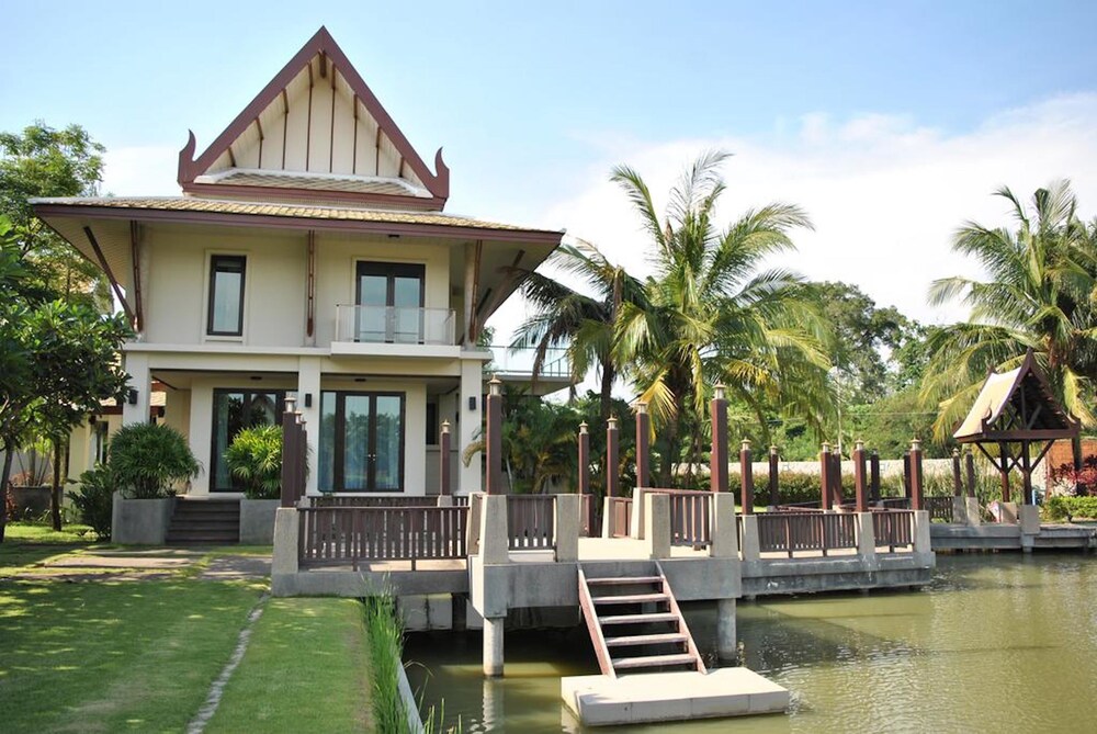DDM Siam Thailand — 4-Star Luxury Hotel in Bang Lamung, Thailand