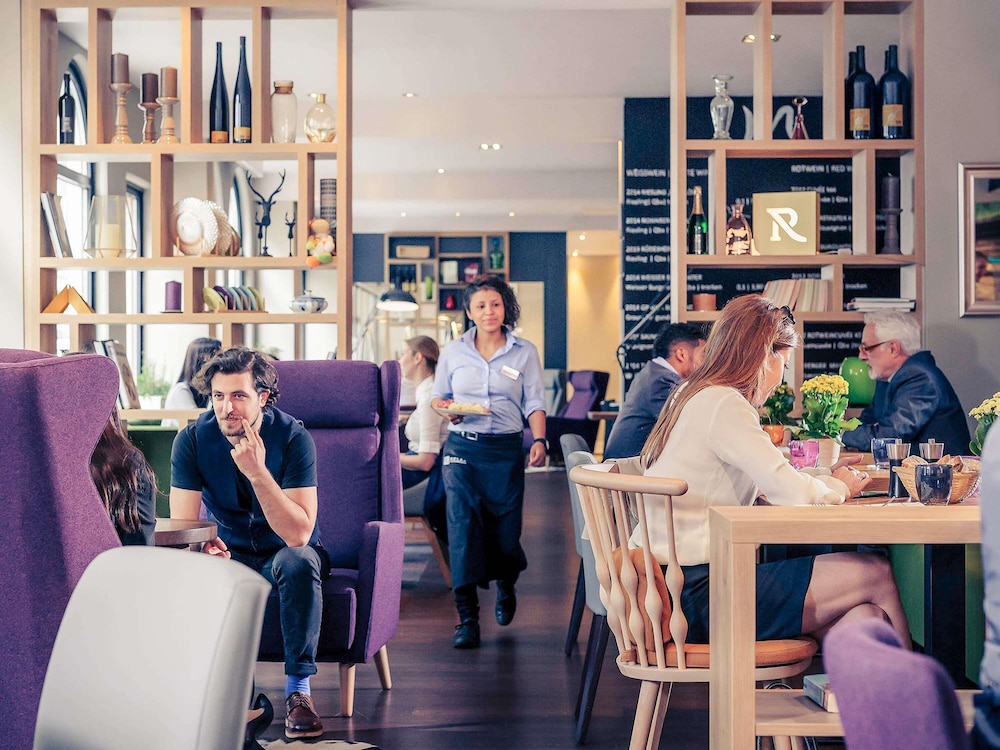 מזון ומשקאות