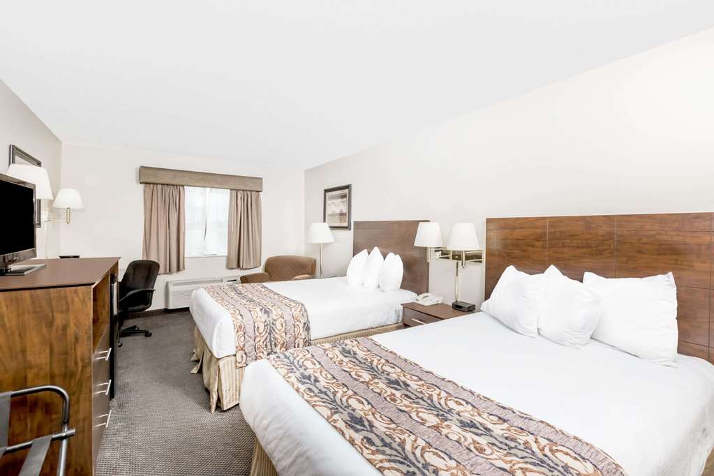 Baymont by Wyndham LeMars - photo 10