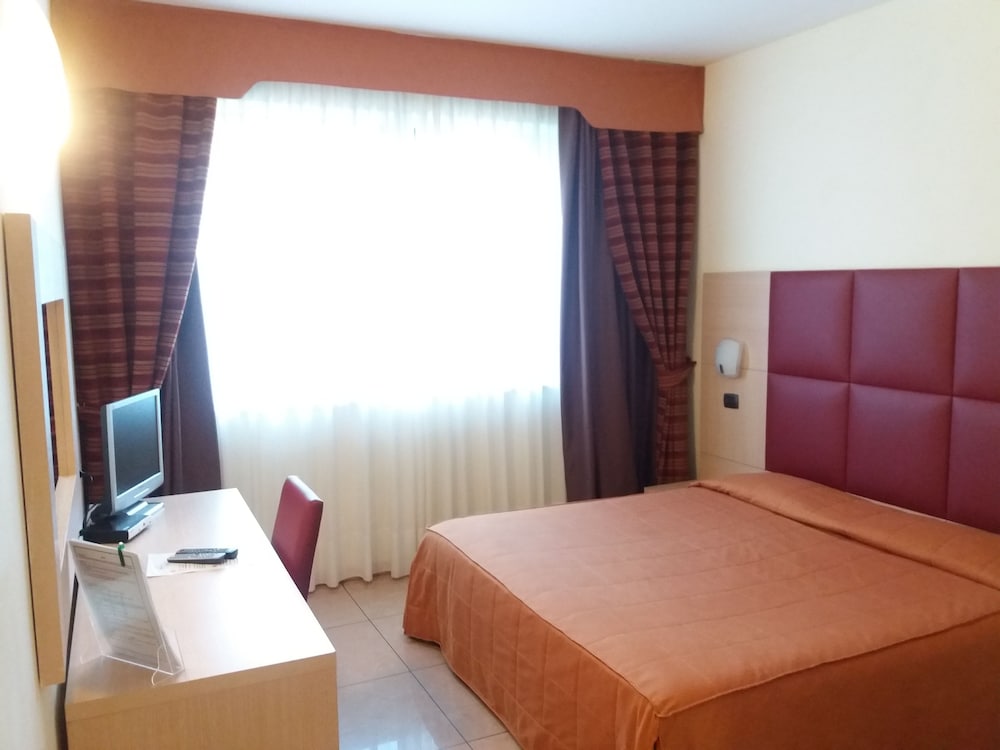 Hotel Panorama — hotel in Cambiano