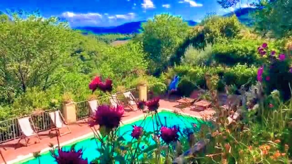 Spoleto Splashwhole Private Villagesleeps 24discounted May June Sept Oct Spoleto in Spoleto, Italy