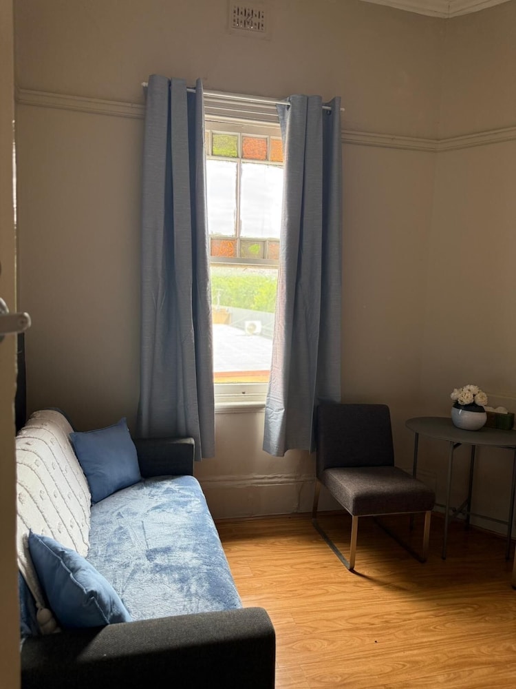 Jerilderie Hotel in Jerilderie, Australia