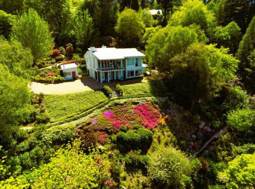 Hogsback Hidden Away - last minute hotel in Unknown City