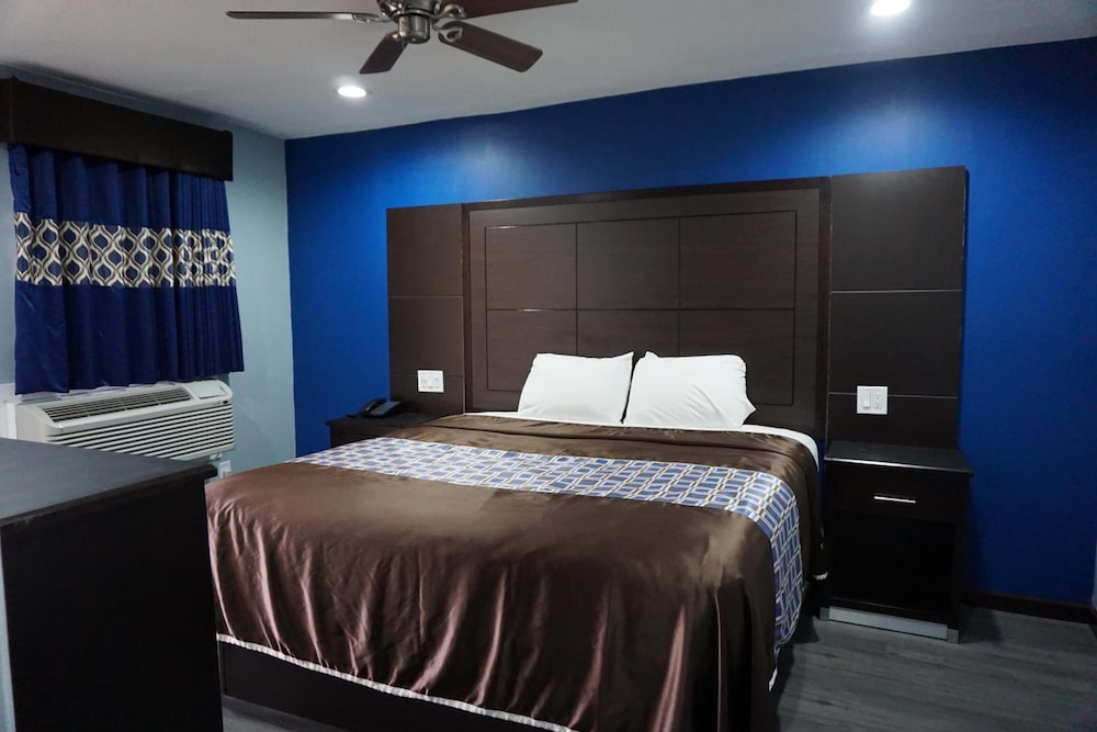 Star Light Inn - photo 26