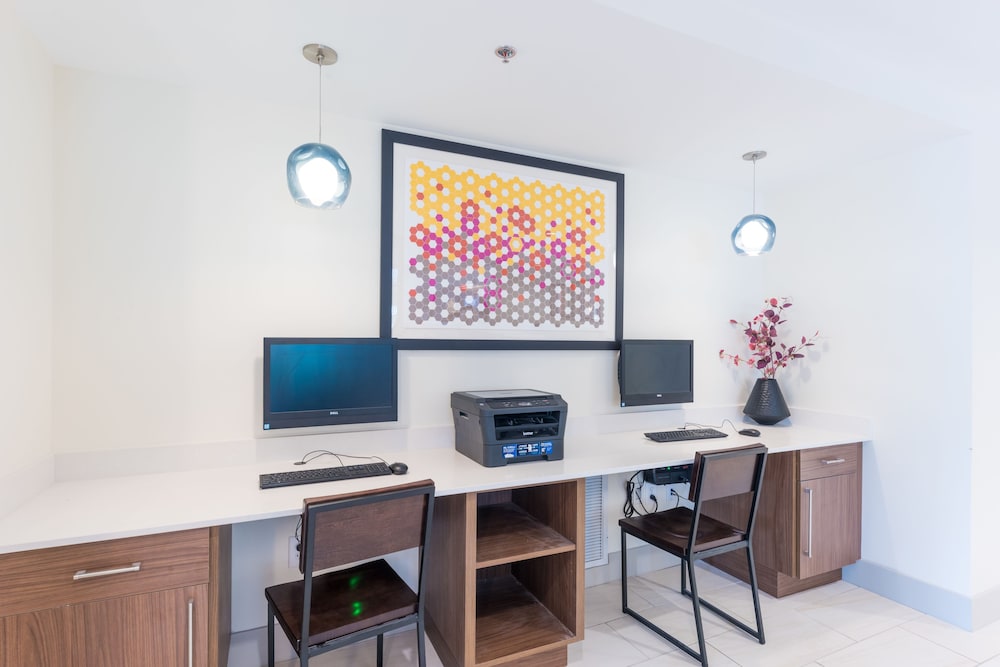 Holiday Inn Express Charleston by IHG - photo 27