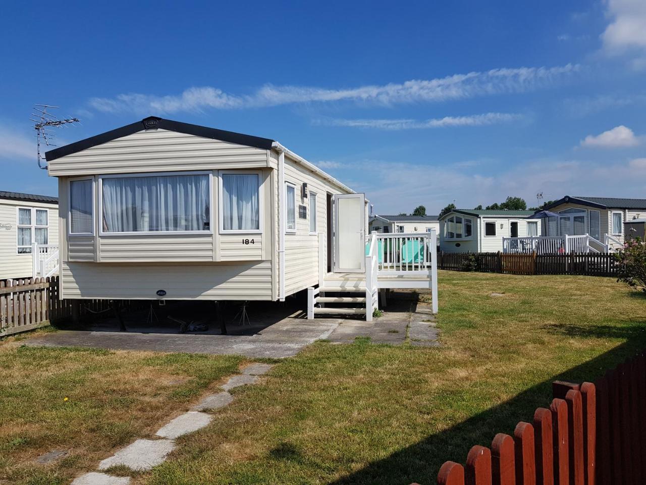 184 Unity Resort Brean - last minute hotel in Unknown City