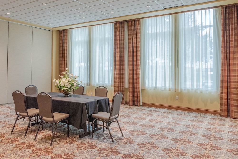 Natchez Grand Hotel & Suites On the River - photo 42