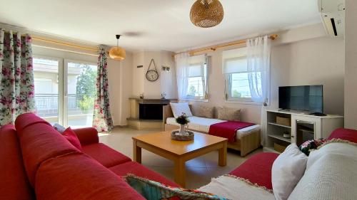 Michaela's apartment in Fanari — 4-Star Luxury Hotel in Magoula, Greece