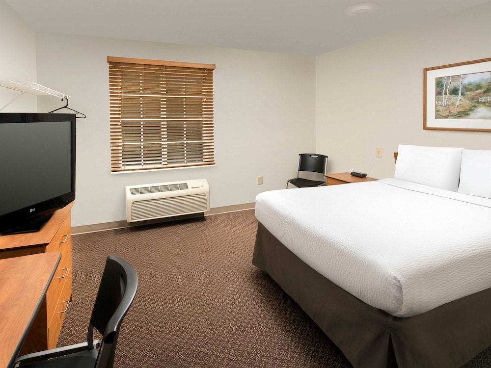 WoodSpring Suites Columbia Lexington - photo 13