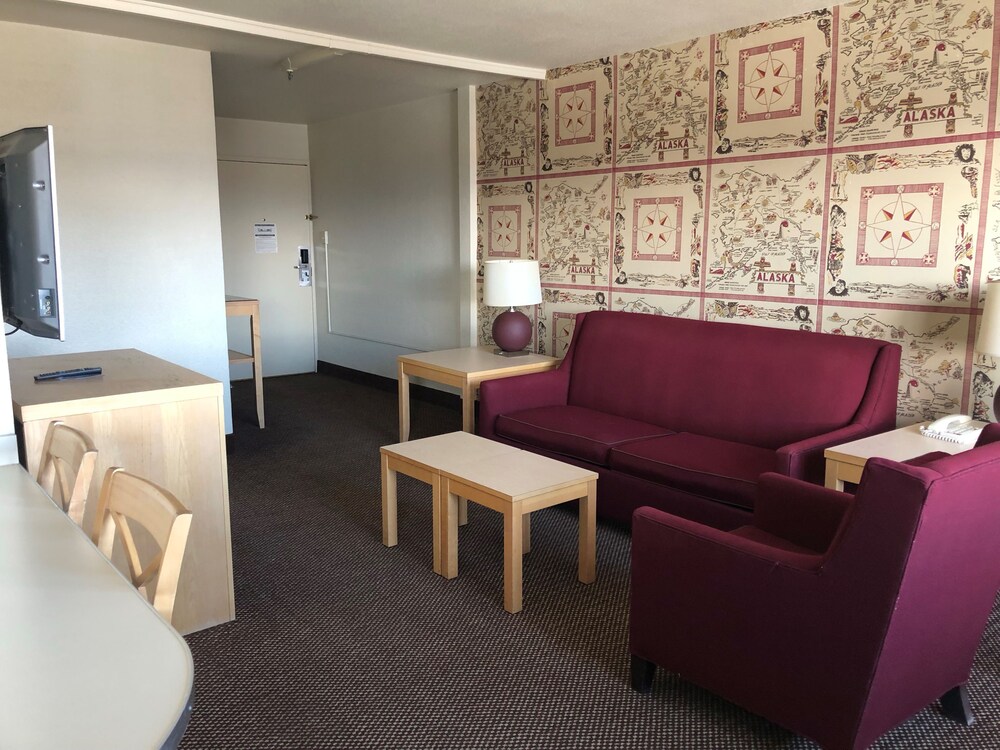 Inlet Tower Hotel & Suites - photo 65