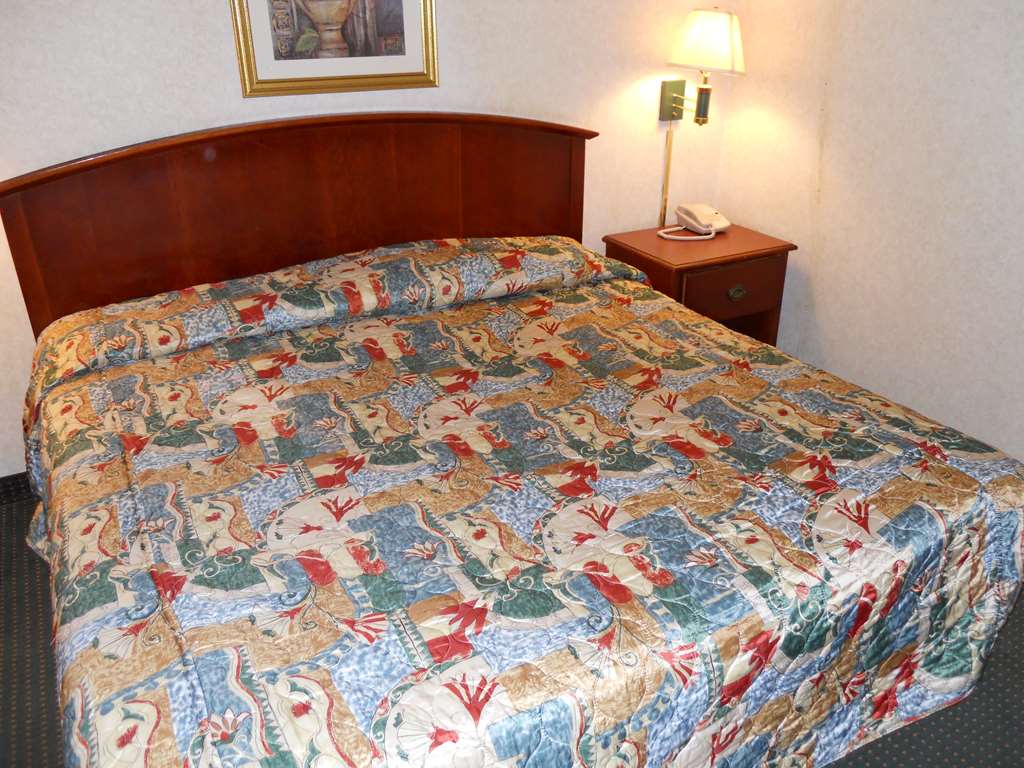Americas Best Inn & Suites Decatur - photo 10