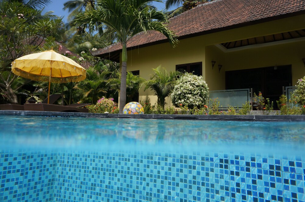 ArcoIris in Amlapura, Indonesia