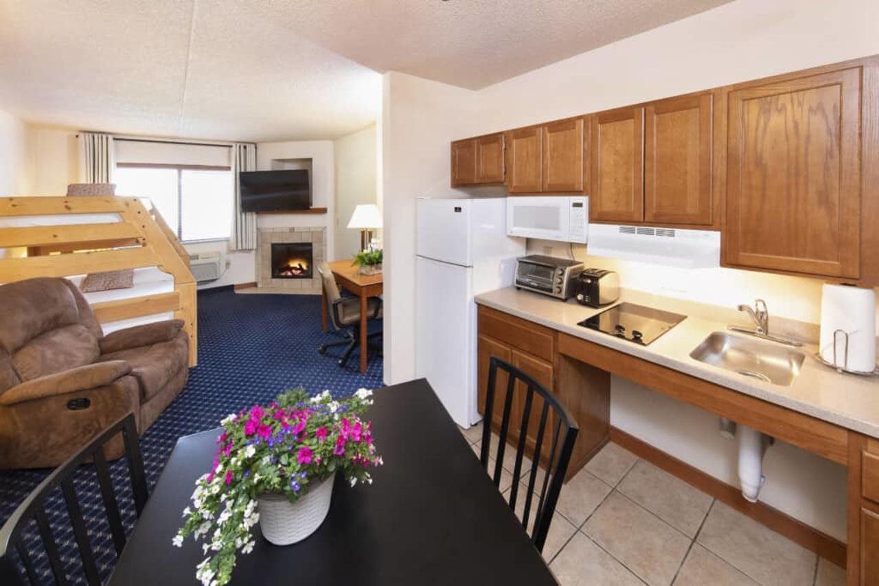 Hotel Glenwood Springs - photo 28