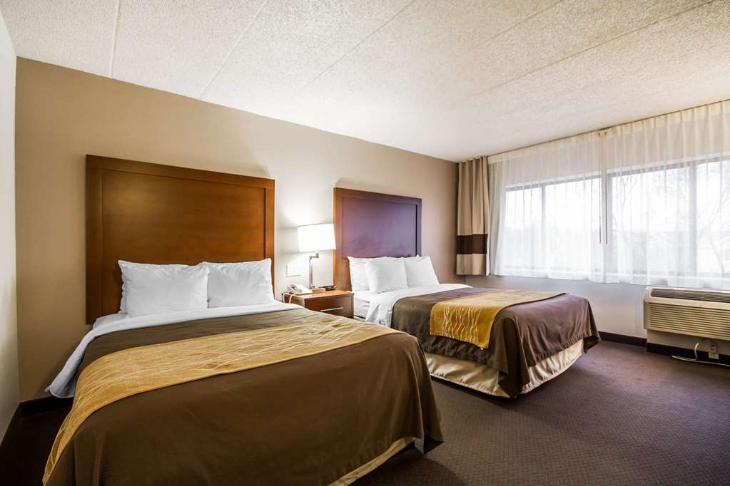 Comfort Inn & Suites Madison Airport - photo 16
