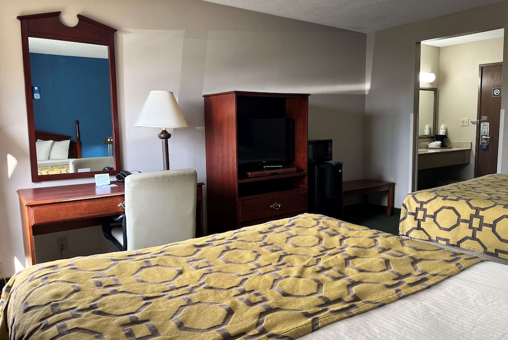 Baymont by Wyndham Corydon - photo 17