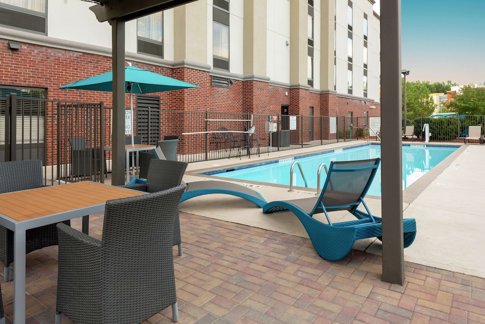 Hampton Inn Atlanta Fairburn - photo 28