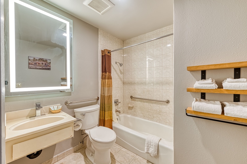 La Mirage Inn Hollywood - photo 18