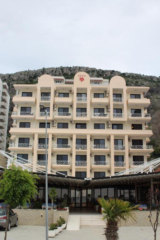 Hotel President — hotel in Shengjin