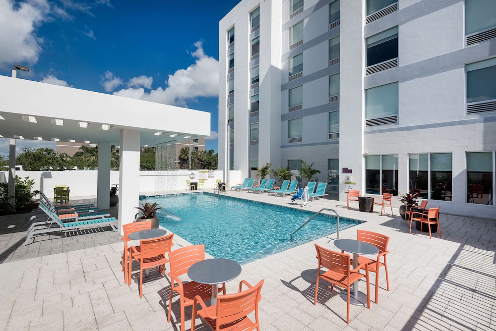 Home2 Suites by Hilton Ft. Lauderdale Airport Cruise Port - photo 23