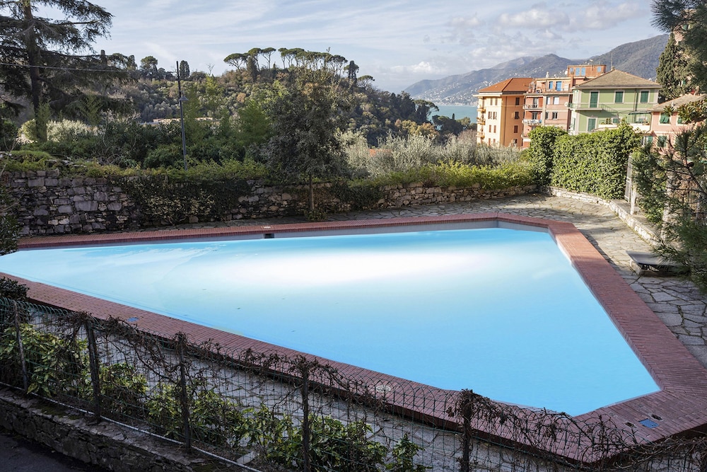 La Poetessa with Pool by Wonderful Italy — 4-Star Luxury Hotel in Camogli, Italy