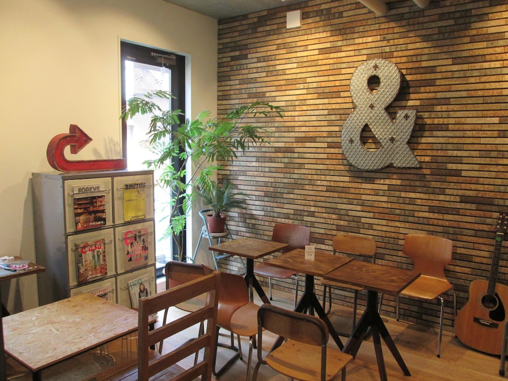 Kangaroo Hotel Side B - carbon neutral hotel in Tokyo