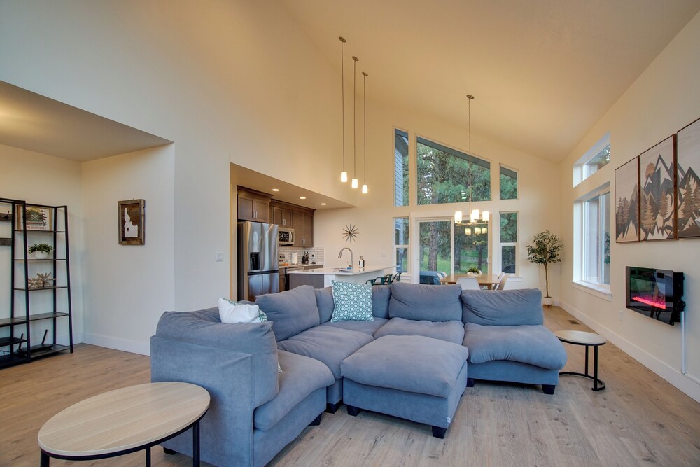 New Meadows Golf Resort Vacation Rental w Hot Tub — hotel in Topsfield