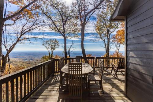 Canoe Believe It Enjoy mountain views cook out on the Weber grill relax in Jasper, United States