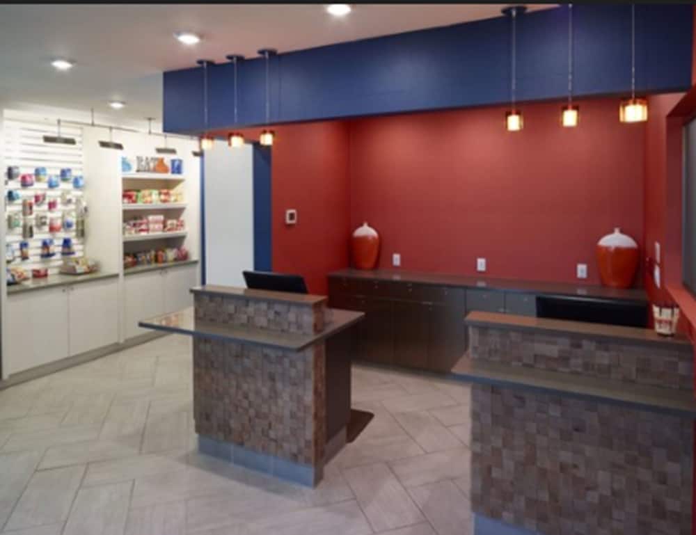 Livinn Hotel St. Paul I 94 East 3M Area - photo 4