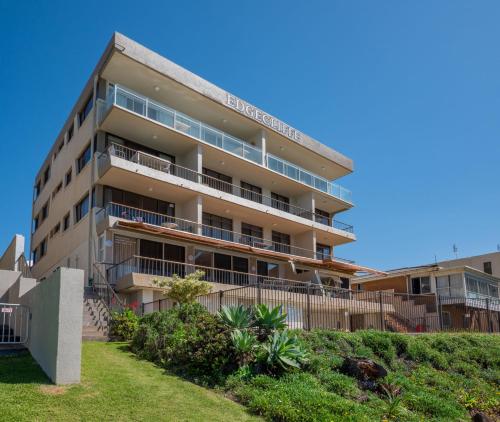 Edgecliffe Unit 4 4 Esplanade Kings Beach — Caloundra — photo 2