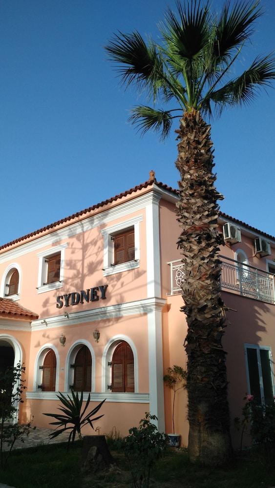Hotel Sydney - carbon neutral hotel in Zakynthos