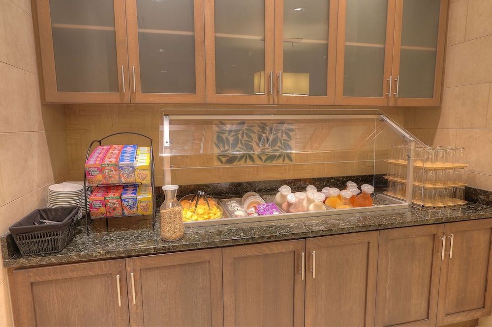 Hilton Garden Inn Pigeon Forge - photo 63