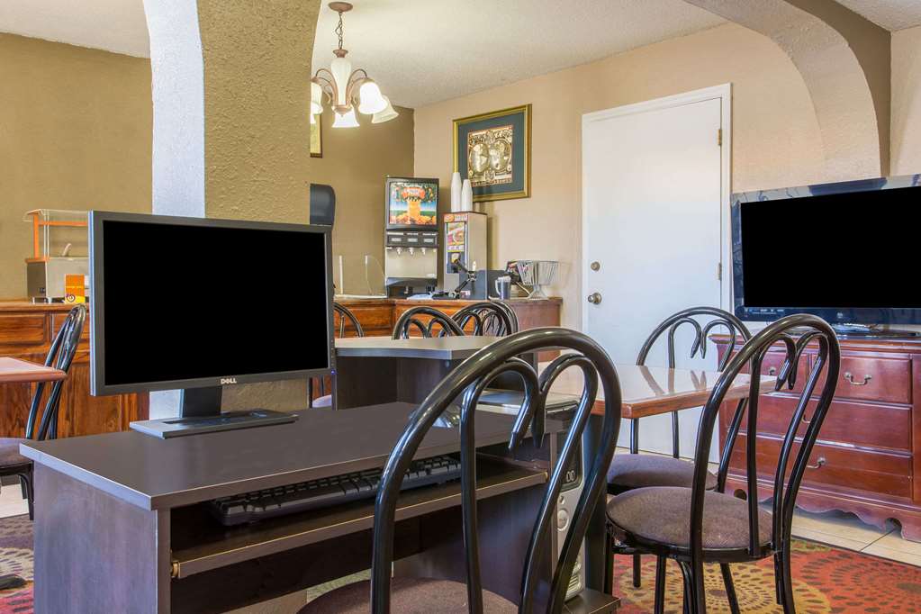 Super 8 by Wyndham Antioch Nashville South East - photo 15